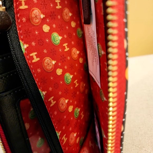 Loungefly Disney Star Wars Holiday Gingerbread Cookie AOP Wallet Zip Around NEW - Picture 10 of 13